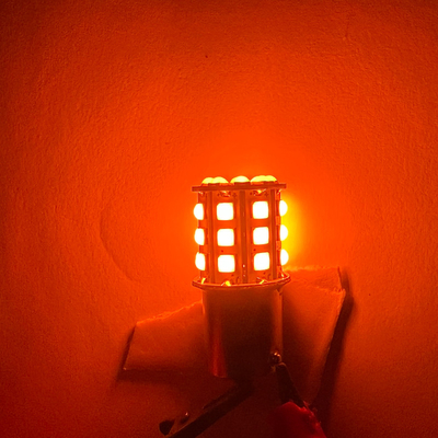 Uzun Sürekli Beyaz LED Dönüş Sinyalleri Arabalar İçin 12V Alüminyum Alaşım Vücut Beyaz Sarı Kırmızı 3030 33SMD
